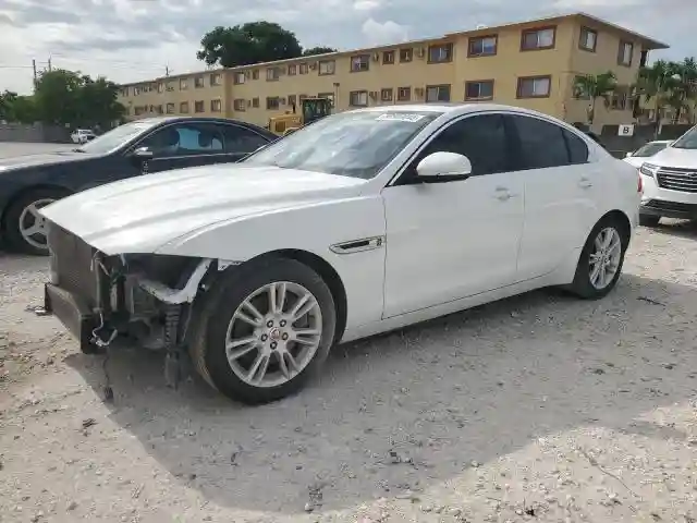SAJAD4BG2HA965959 2017 JAGUAR XE-0