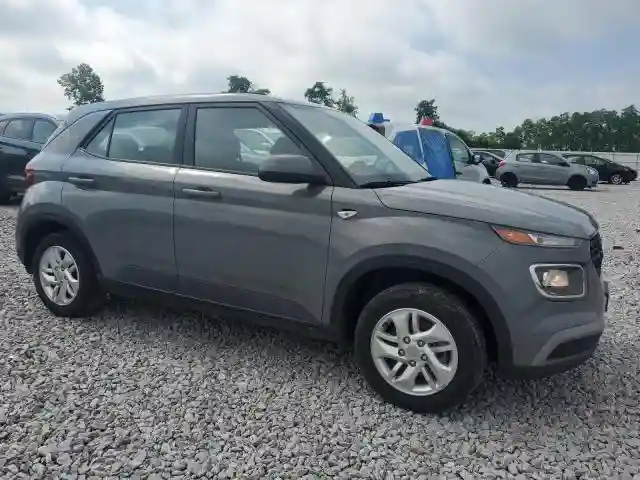 KMHRB8A38NU176847 2022 HYUNDAI VENUE-3