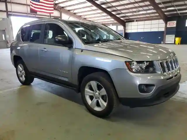1C4NJDBB6GD777911 2016 JEEP COMPASS-3