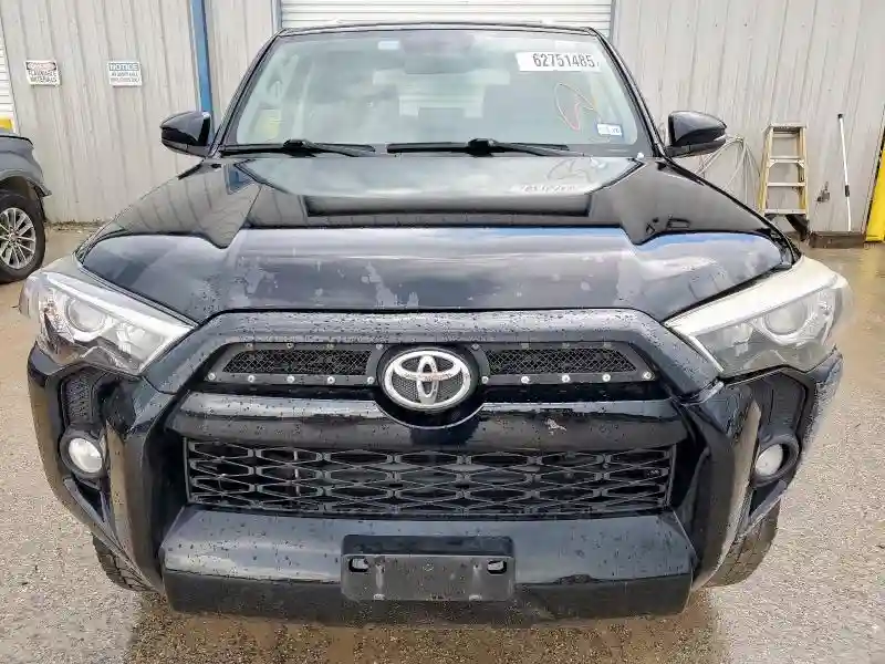 JTEZU5JR5J5170120 2018 TOYOTA 4RUNNER-4