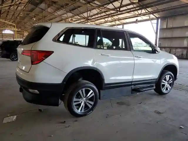 5FNYF5H55HB004413 2017 HONDA PILOT-2