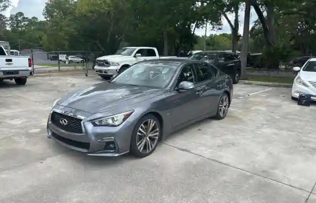 JN1EV7AP4JM355648 2018 INFINITI Q50-1