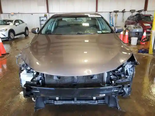 4T1BF1FK2GU587449 2016 TOYOTA CAMRY-4