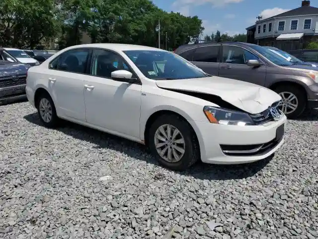 1VWAT7A36FC033201 2015 VOLKSWAGEN PASSAT-3