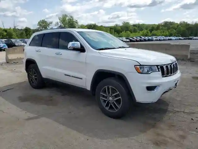 1C4RJFBG2HC782040 2017 JEEP GRAND CHEROKEE-3