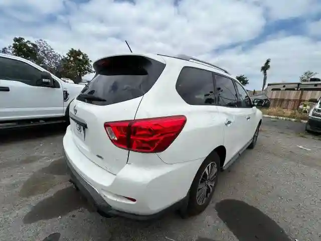5N1DR2MM7HC908242 2017 NISSAN PATHFINDER-3
