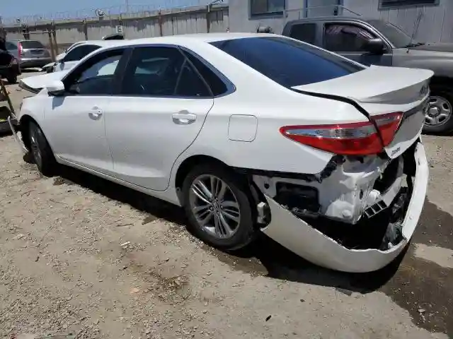 4T1BF1FK5HU636354 2017 TOYOTA CAMRY-1