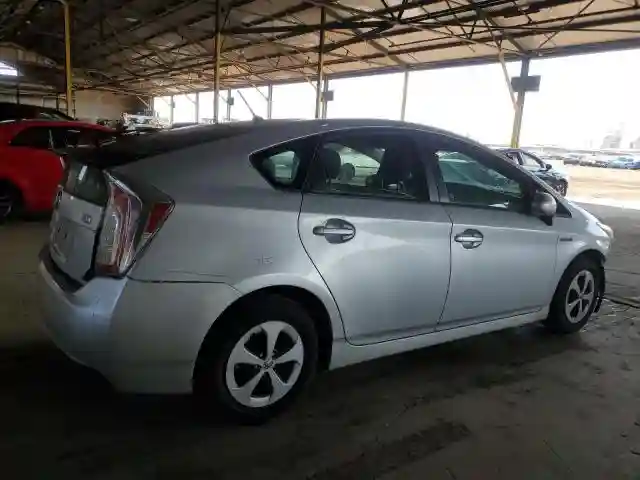 JTDKN3DU6F1970611 2015 TOYOTA PRIUS-2