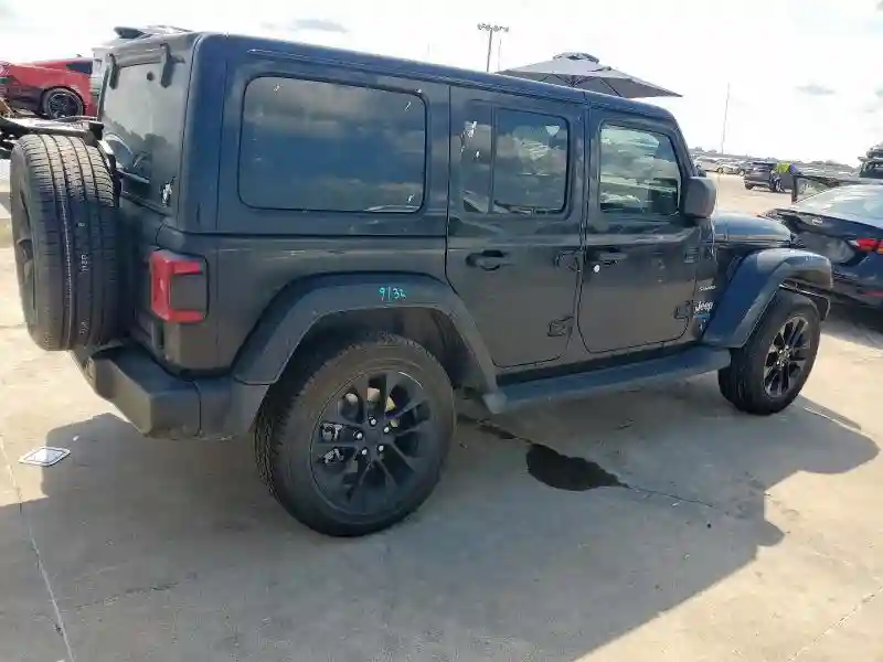 1C4JJXP63NW177974 2022 JEEP WRANGLER-2