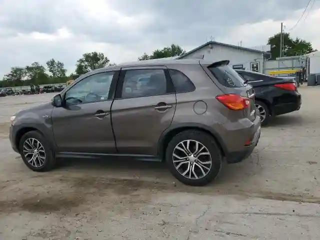 JA4AP3AW7JU017631 2018 MITSUBISHI OUTLANDER-1