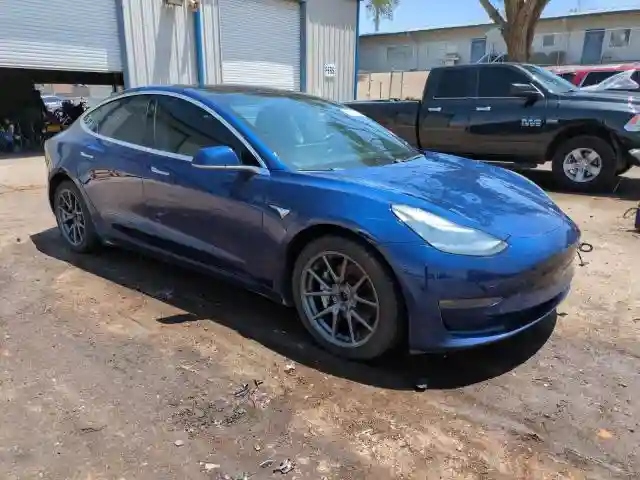 5YJ3E1EBXJF146469 2018 TESLA MODEL 3-3