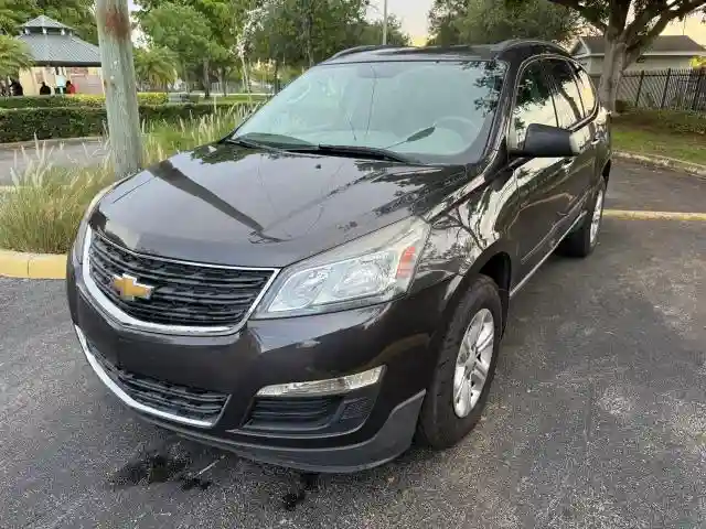 1GNKRFED8GJ258890 2016 CHEVROLET TRAVERSE-1