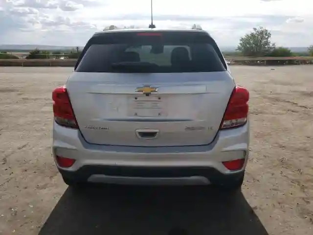 KL7CJPSB1JB550702 2018 CHEVROLET TRAX-5