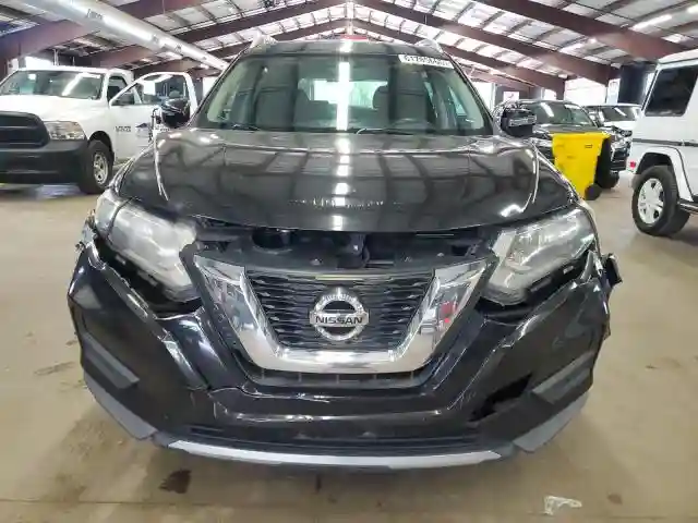 KNMAT2MV5HP517066 2017 NISSAN ROGUE-4