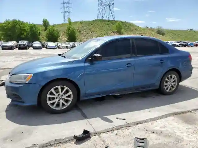 3VWD17AJ2FM240233 2015 VOLKSWAGEN JETTA-0