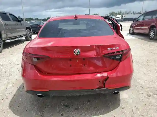ZARFAMAN0L7631101 2020 ALFA ROMEO GIULIA-5