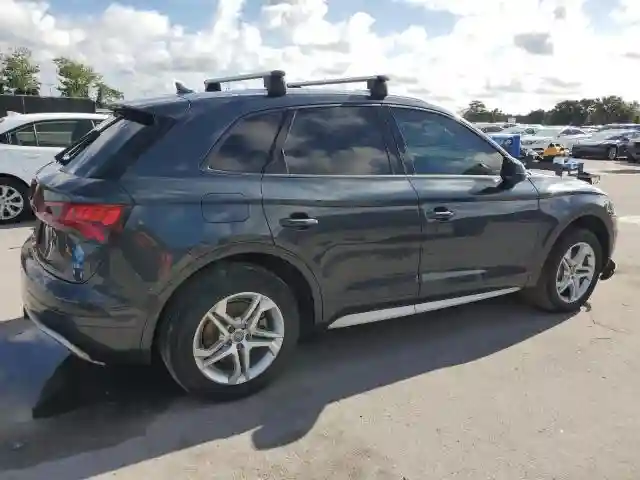 WA1ANAFY6J2026806 2018 AUDI Q5-2
