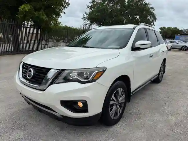 5N1DR2MM1HC627750 2017 NISSAN PATHFINDER-0