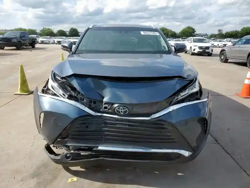 JTEAAAAH8MJ025574 2021 TOYOTA VENZA-4