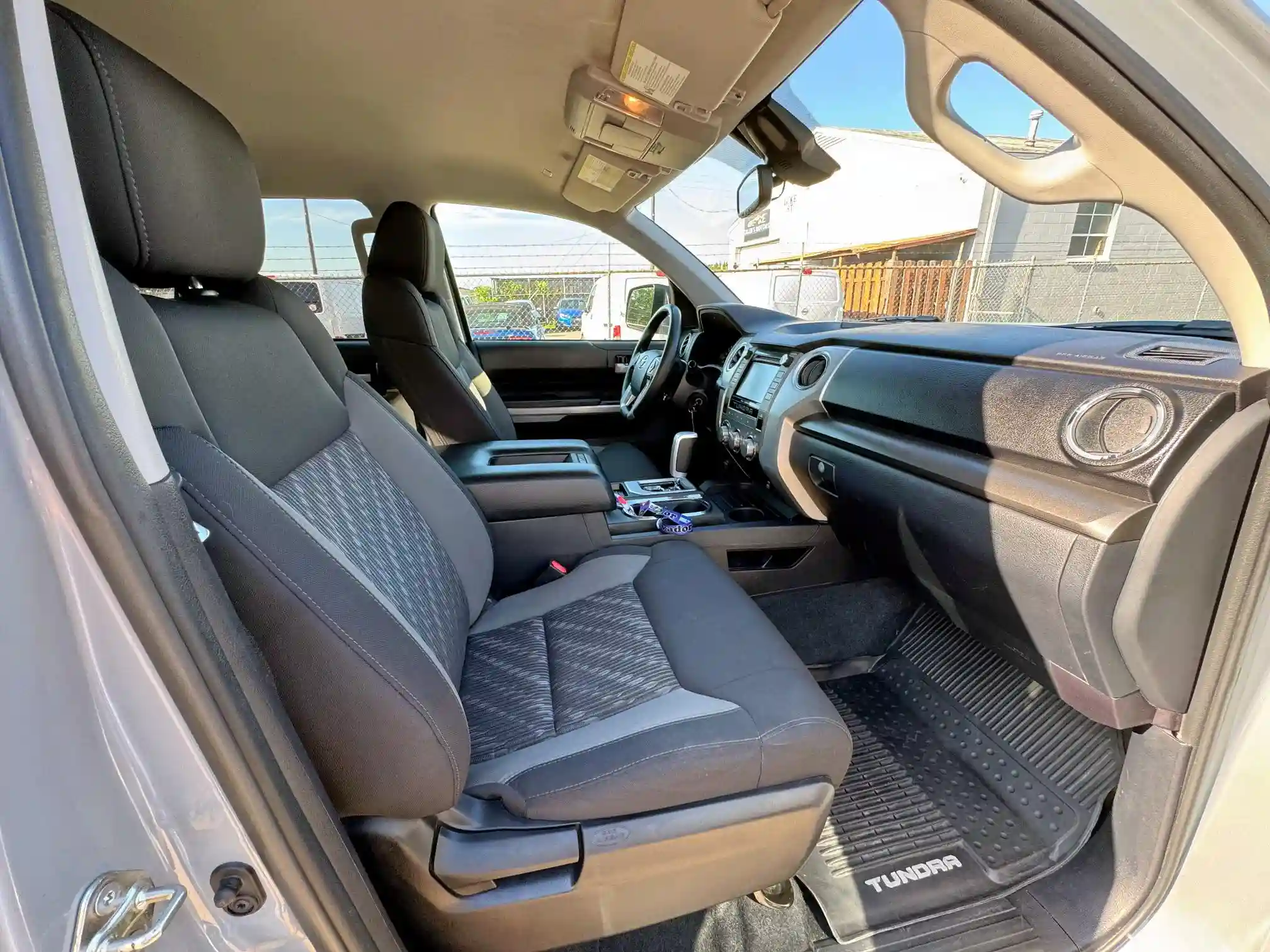 5TFEY5F13KX247647 2019 TOYOTA TUNDRA-4