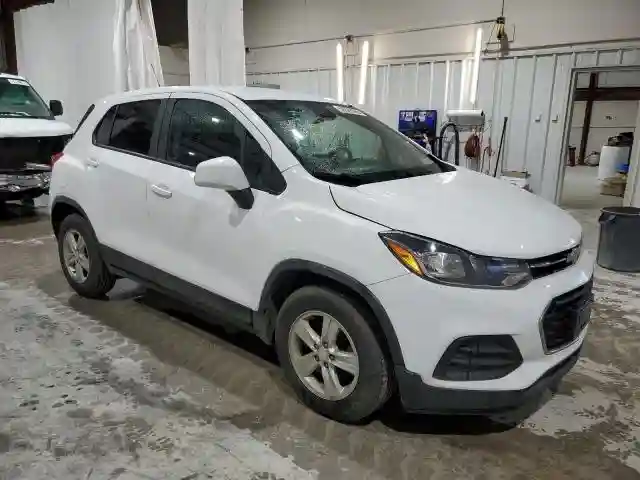 3GNCJKSB2KL398023 2019 CHEVROLET TRAX-3