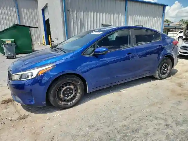 3KPFK4A75JE260541 2018 KIA FORTE-0