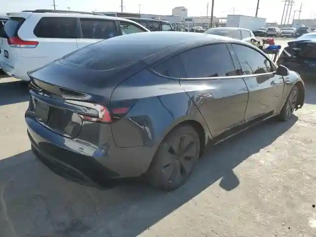 5YJ3E1EA9RF740148 2024 TESLA MODEL 3-2
