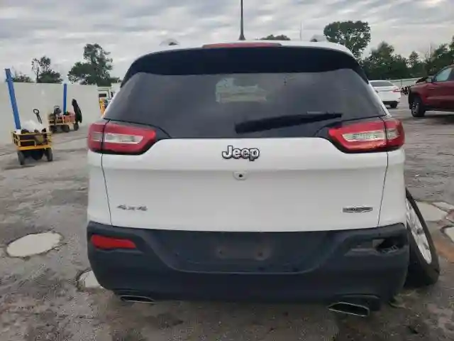 1C4PJMCS5HD226281 2017 JEEP GRAND CHEROKEE-5