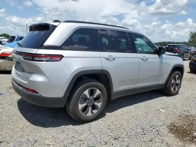 1C4RJYB60RC171086 2024 JEEP GRAND CHEROKEE-2
