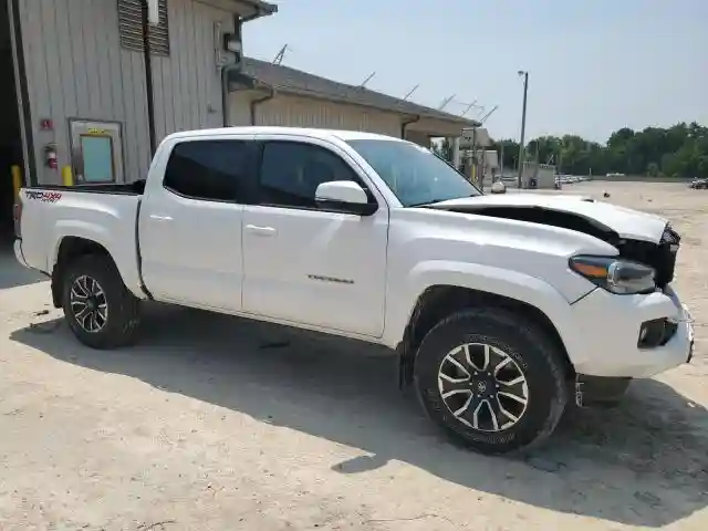3TYCZ5AN4NT080244 2022 TOYOTA TACOMA-3