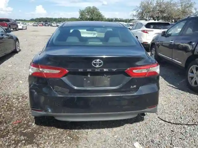 4T1B11HK2JU576227 2018 TOYOTA CAMRY-5
