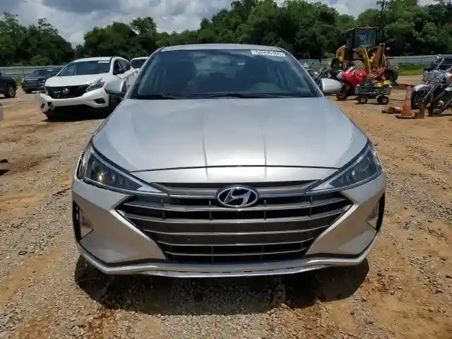 5NPD84LF4KH426751 2019 HYUNDAI ELANTRA-4