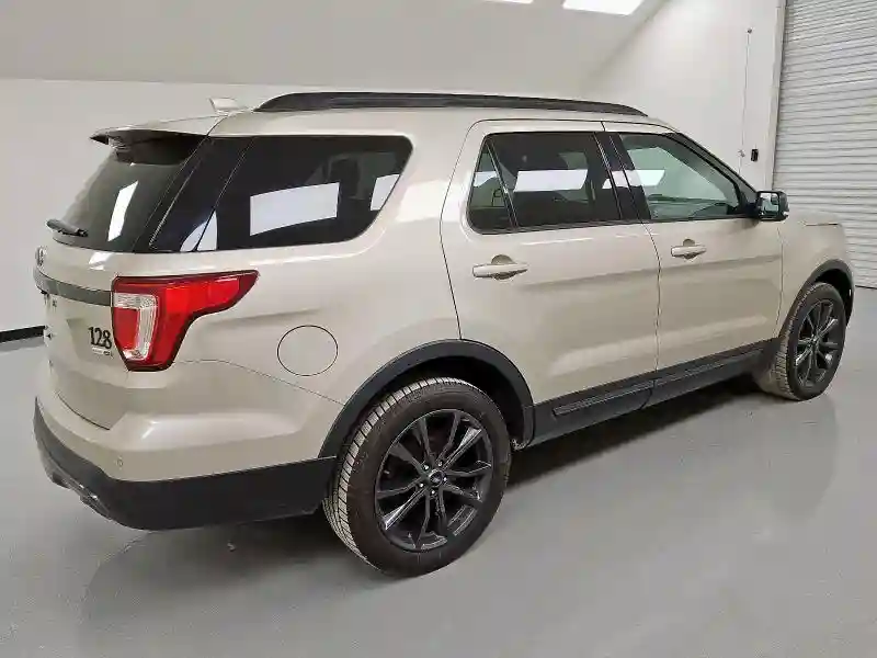1FM5K8DH1HGD65221 2017 FORD EXPLORER-2