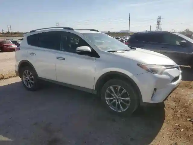 JTMYFREV9JJ203412 2018 TOYOTA RAV4-3