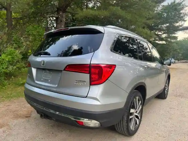 5FNYF6H94JB070661 2018 HONDA PILOT-3