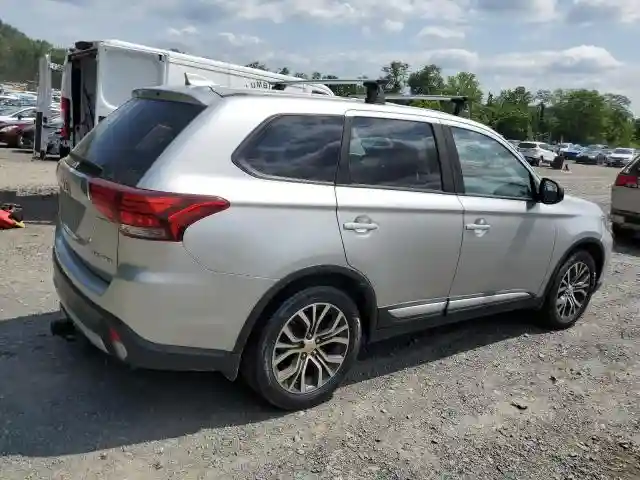 JA4AZ3A30JJ004608 2018 MITSUBISHI OUTLANDER-2
