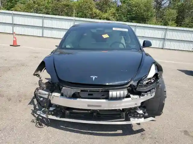 5YJ3E1EC3NF248582 2022 TESLA MODEL 3-4