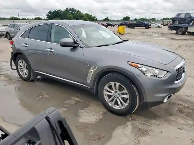 JN8CS1MU7HM141618 2017 INFINITI QX70-3