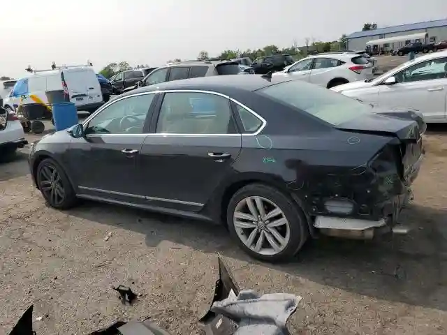 1VWCT7A3XHC044472 2017 VOLKSWAGEN PASSAT-1