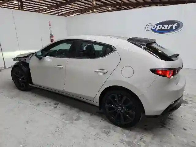 JM1BPAKM3R1721835 2024 MAZDA 3 SELECT S-1