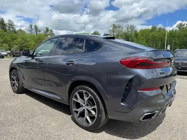 5UXCY8C03M9E38577 2021 BMW X6-2