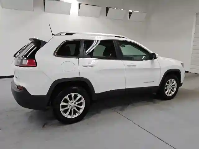 1C4PJMCB1KD393132 2019 JEEP GRAND CHEROKEE-2