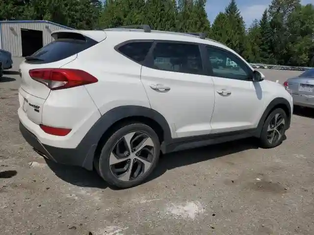 KM8J3CA22GU222079 2016 HYUNDAI TUCSON-2