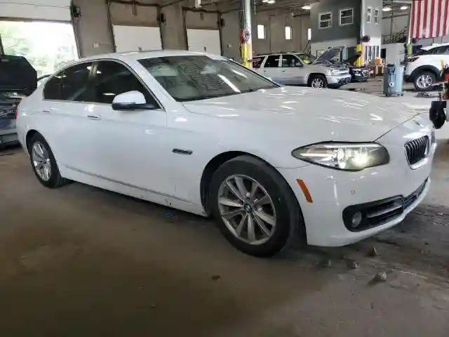 WBA5A7C56FD625066 2015 BMW 5 SERIES-3
