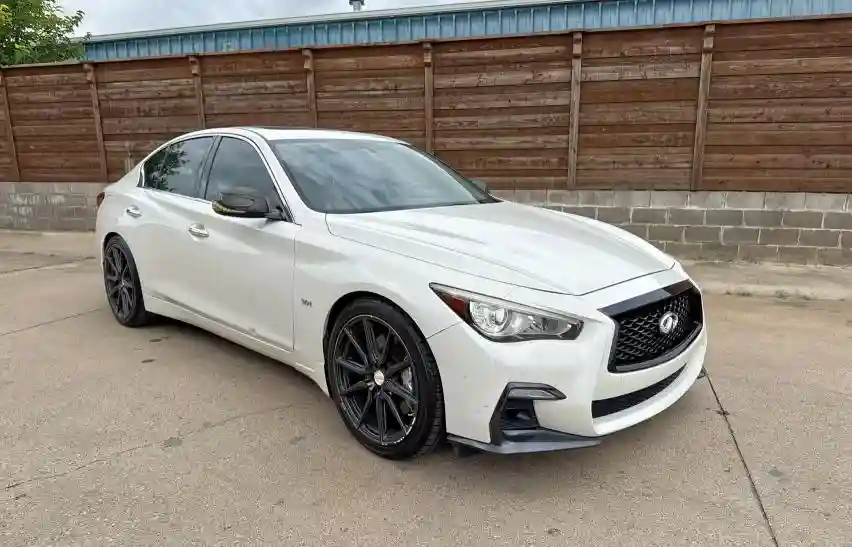 JN1EV7APXJM359784 2018 INFINITI Q50-0