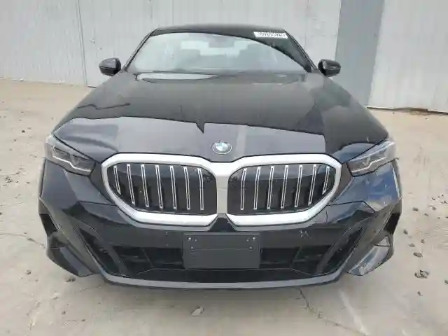 WBA43FJ06SCU82353 2025 BMW 5 SERIES-4