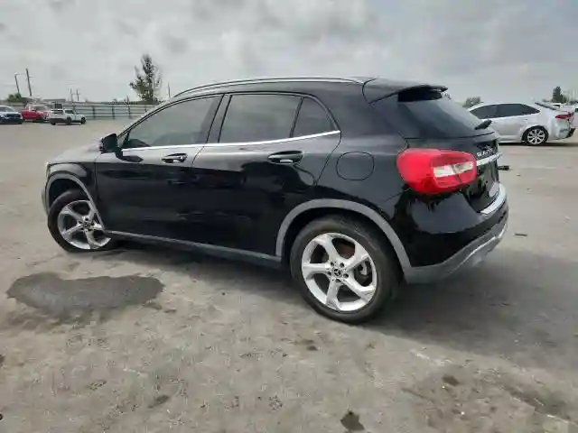 WDCTG4EB2JJ394133 2018 MERCEDES-BENZ GLA-CLASS-1