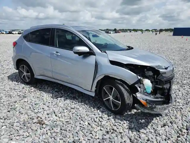 3CZRU6H9XKM726623 2019 HONDA HR-V-3