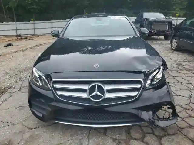 WDDZF4JB6JA427682 2018 MERCEDES-BENZ E-CLASS-4