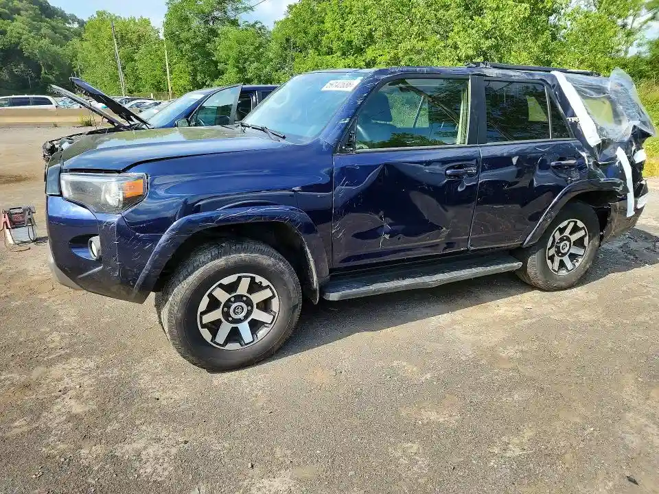 JTEBU5JR9K5610939 2019 TOYOTA 4RUNNER-0